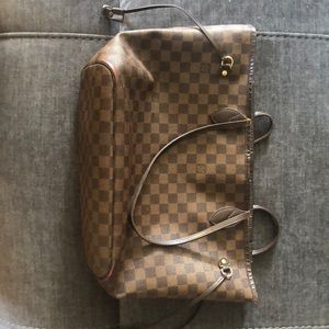 Brown Louis Vuitton Neverfull MM